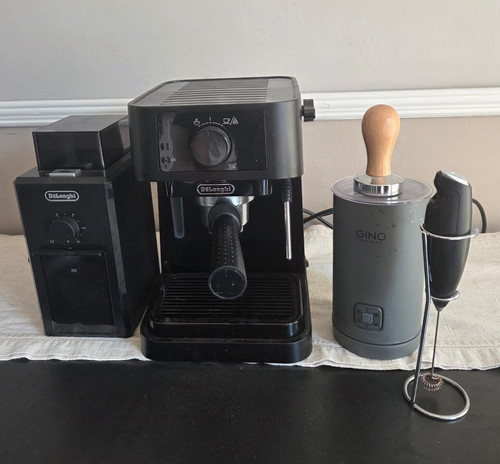 Delonghi espresso machine - delonghi,